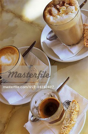 Verschiedene Kaffeespezialitäten Verschiedene Kaffeespezialitäten