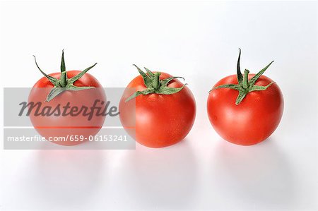 Trois tomates