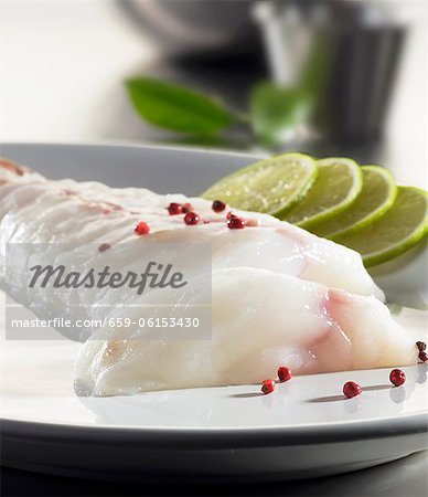 Monkfish fillet with rose pepper and limes