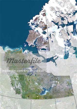 Vue satellite des Territoires du Nord-Ouest, Canada. Cette image a été compilée à partir de données acquises par les satellites LANDSAT 5 & 7.
