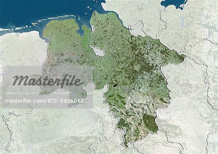 Vue satellite de l'état de Basse-Saxe, Allemagne. Cette image a été compilée à partir de données acquises par les satellites LANDSAT 5 & 7.