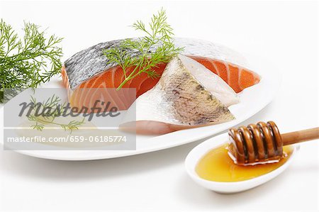 Ingredients for fish strudel: Salmon, zander, honey, dill and sauce