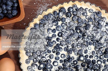 Unbaked blueberry cake