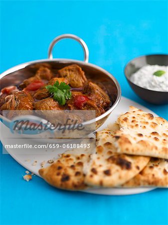 Rindsragout mit Ungesäuertem Brot