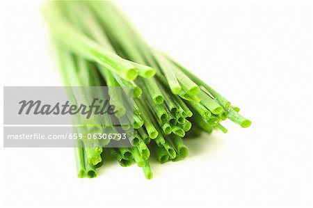 Fresh chives (close-up)