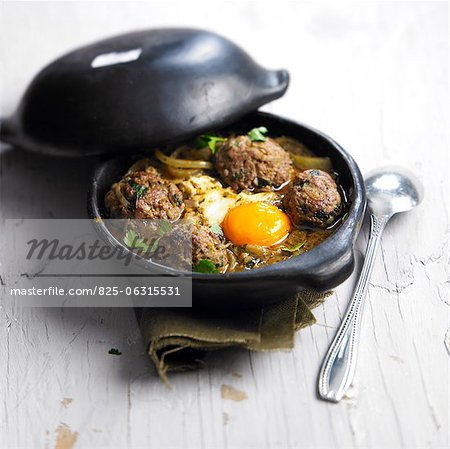 Minced meat Tajine with eggs