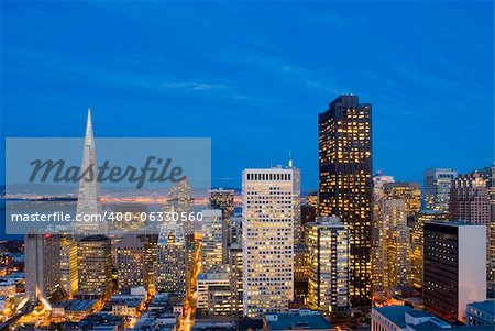 Spectacular evening view over the office buildings of downtown San Francisco