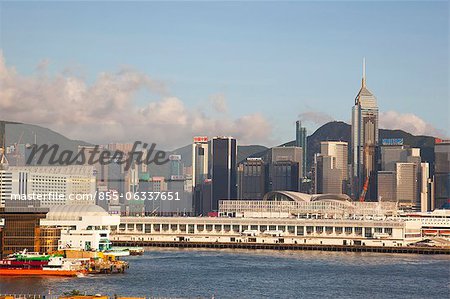 Ocean Terminal mit Wanchai Skyline im Hintergrund, Hong Kong