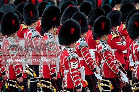 Soldats à la parade de la couleur 2012, défilé anniversaire de la Reine, Horse Guards, Whitehall, Londres, Royaume-Uni, Europe