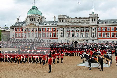 Soldaten an Trooping die Farbe 2012, die Parade der Geburtstag der Königin, Horse Guards, London, England, Vereinigtes Königreich, Europa