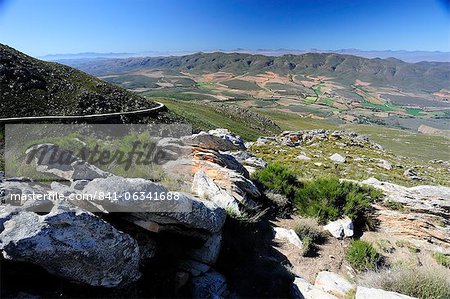 Blick von der Spitze der Swartberg Pass, Pass Swartberg Nature Reserve, Südafrika, Afrika