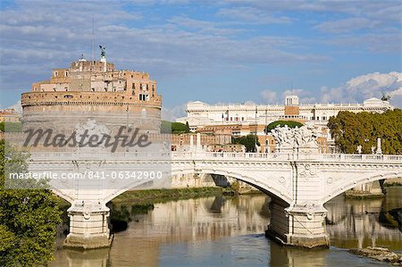 Vittorio Emanuelle bridge and St. Angelo Castle and National Museum, Rome, Lazio, Italy, Europe