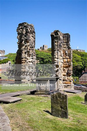 Ruines du château de St. Marys Churchyard, Scarborough, North Yorkshire, Yorkshire, Angleterre, Royaume-Uni, Europe