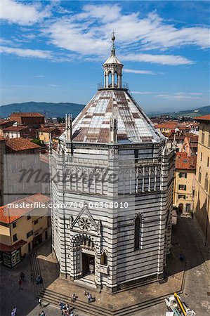 Baptistery in Piazza del Duomo, Pistoia, Tuscany, Italy