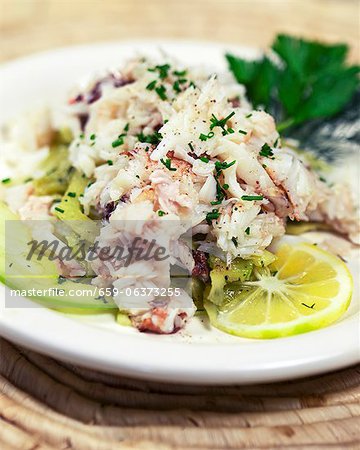 Rock-Krabben und rasierten Fenchel-Salat mit einer Avocado Vinaigrette