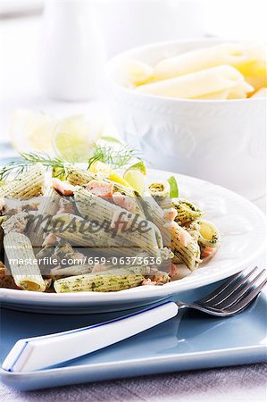 Penne with spinach sauce and diced salmon Penne with spinach sauce and diced salmon