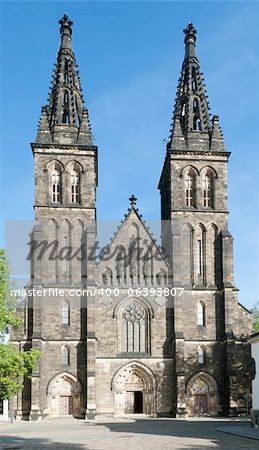 Vysehrad, Prague, République tchèque - façade de l'église capitulaire de Saint Pierre et Paul