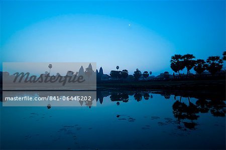 Angkor Wat Temple and the moon at night, Angkor Temples, UNESCO World Heritage Site, Siem Reap Province, Cambodia, Indochina, Southeast Asia, Asia