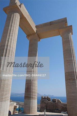 Die Akropolis von Lindos, Rhodos, Dodekanes, griechische Inseln, Griechenland, Europa