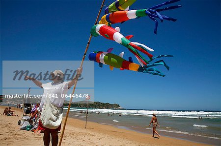 Menschenbei Geriba Strand, Buzios, Rio De Janeiro Zustand, Brasilien, Südamerika