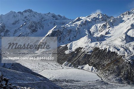 View of Langtang valley from Kyanjin Ri, Langtang National Park, Bagmati, Central Region (Madhyamanchal), Nepal, Himalayas, Asia