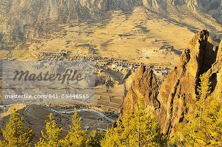 Manag Village, Marsyangdi River Valley, Annapurna Conservation Area, Gandaki, Western Region (Pashchimanchal), Nepal, Asia