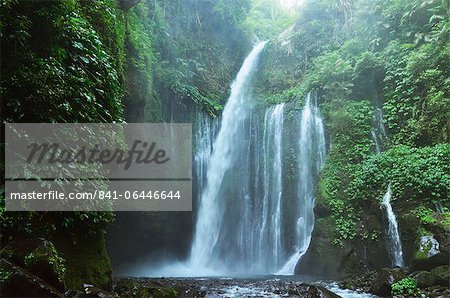 Cascade de Kelep Tiu Terjun air, Senaru, Lombok, Indonésie, Asie du sud-est, Asie