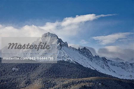 Mount Sneffels mit frischen Schnee, San Juan Mountains Uncompahgre National Forest, Colorado, Vereinigte Staaten von Amerika, Nordamerika Mount Sneffels mit frischen Schnee, San Juan Mountains Uncompahgre National Forest, Colorado, Vereinigte Staaten von Amerika, Nordamerika