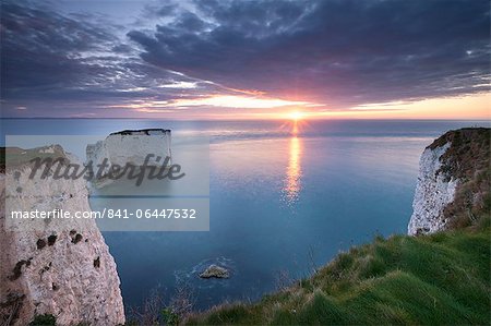 Sunrise over Old Harry Rocks, Jurassic Coast, UNESCO World Heritage Site, Dorset, England, United Kingdom, Europe