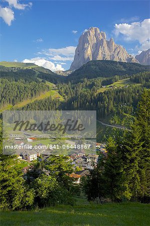 St. Cristina übersehen von Berg Langkofel, Grödnertal, Bozen Provinz Trentino-Alto Adige/Südtirol, Dolomiten, Italien, Europa