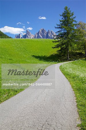 Val di Funes, Bolzano Province, Trentino-Alto Adige/South Tyrol, Italian Dolomites, Italy, Europe