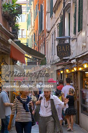 Beschäftigt Straßenszene, Venedig, UNESCO Weltkulturerbe, Veneto, Italien, Europa