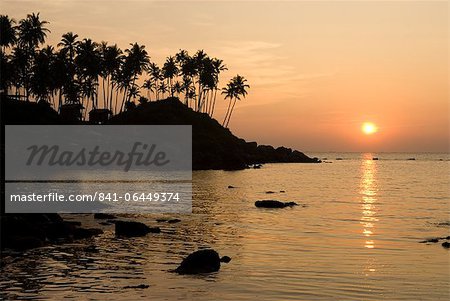 Coucher de soleil sur la plage de Colomb, Palolem, Goa, Inde, Asie