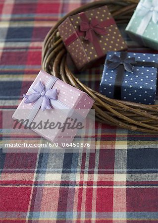 Boîtes de cadeau et de la Couronne Boîtes de cadeau et de la Couronne