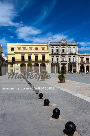 Plaza Vieja, Havana, Cuba