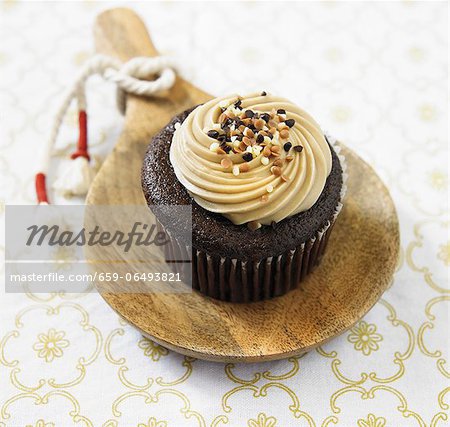 Organic Sea Salt, Caramel Chocolate Cupcake