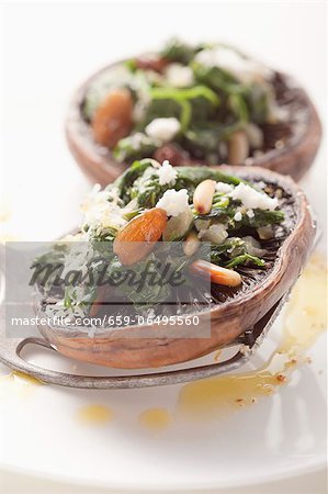 Portobello mushrooms filled with spinach Portobello mushrooms filled with spinach