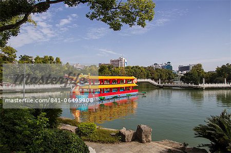 Banyan Lake, Guilin, Guangxi, China, Asia