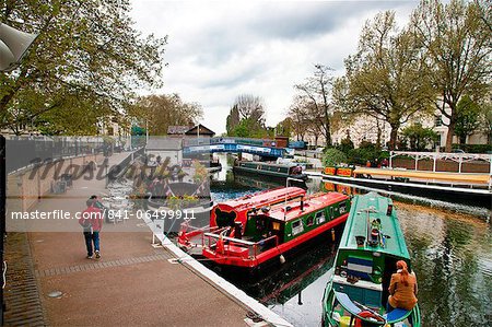 View along the Grand Union Canal, Little Venice, Maida Vale, London, England, United Kingdom, Europe