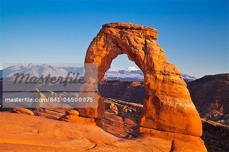 Delicate Arch, Arches National Park, near Moab, Utah, United States of America, North America Delicate Arch, Arches National Park, near Moab, Utah, United States of America, North America