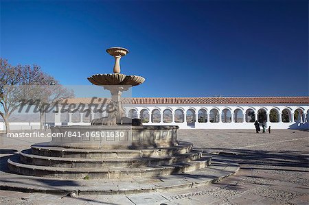 Fountain in Plaza Anzures, Sucre, UNESCO World Heritage Site, Bolivia, South America