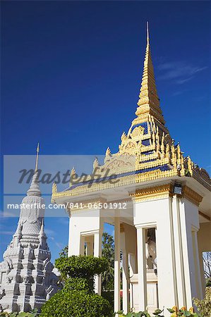 Stupa at Silver Pagoda in Royal Palace, Phnom Penh, Cambodia, Indochina, Southeast Asia, Asia
