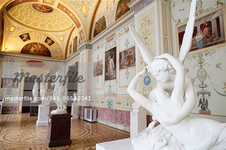 Kiss of Cupid and Psyche, statue by Antonio Canova, Hermitage Museum, St. Petersburg, Russia, Europe