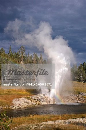 Riverside Geyser, Upper Geyser Basin, Yellowstone National Park, UNESCO World Heritage Site, Wyoming, United States of America, North America Riverside Geyser, Upper Geyser Basin, Yellowstone National Park, UNESCO World Heritage Site, Wyoming, United States of America, North America