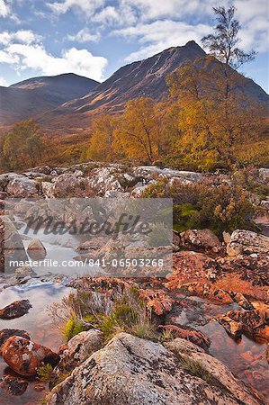 Stob a Ghlais Choire with the river Etive flowing past it, an area on the corner of Glen Coe and Glen Etive, Scotland, United Kingdom, Europe