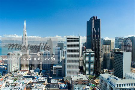 spectacular cityscape of san francisco on a sunny day