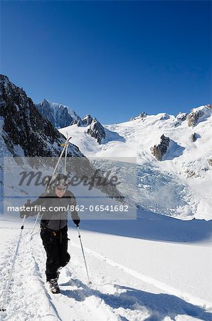 Europe, France, French Alps, Haute Savoie, Chamonix, ski touring in Valle Blanche off piste ski area MR