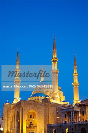 Lebanon, Beirut. Mohammed AlAmin Mosque at dusk.