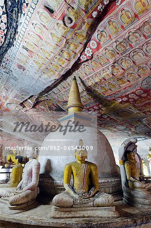 Sri Lanka, North Central Province, Dambulla, Golden Temple, UNESCO World Heritage Site, Royal Rock Temple, Buddha statues in Cave 2