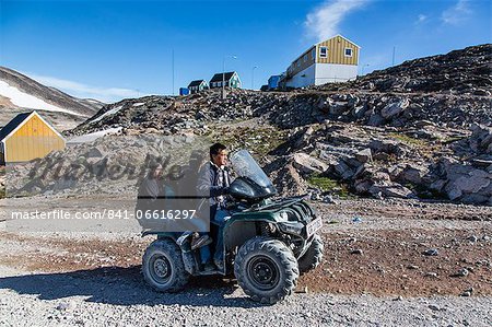 Inuit village, Ittoqqortoormiit, Scoresbysund, Northeast Greenland, Polar Regions